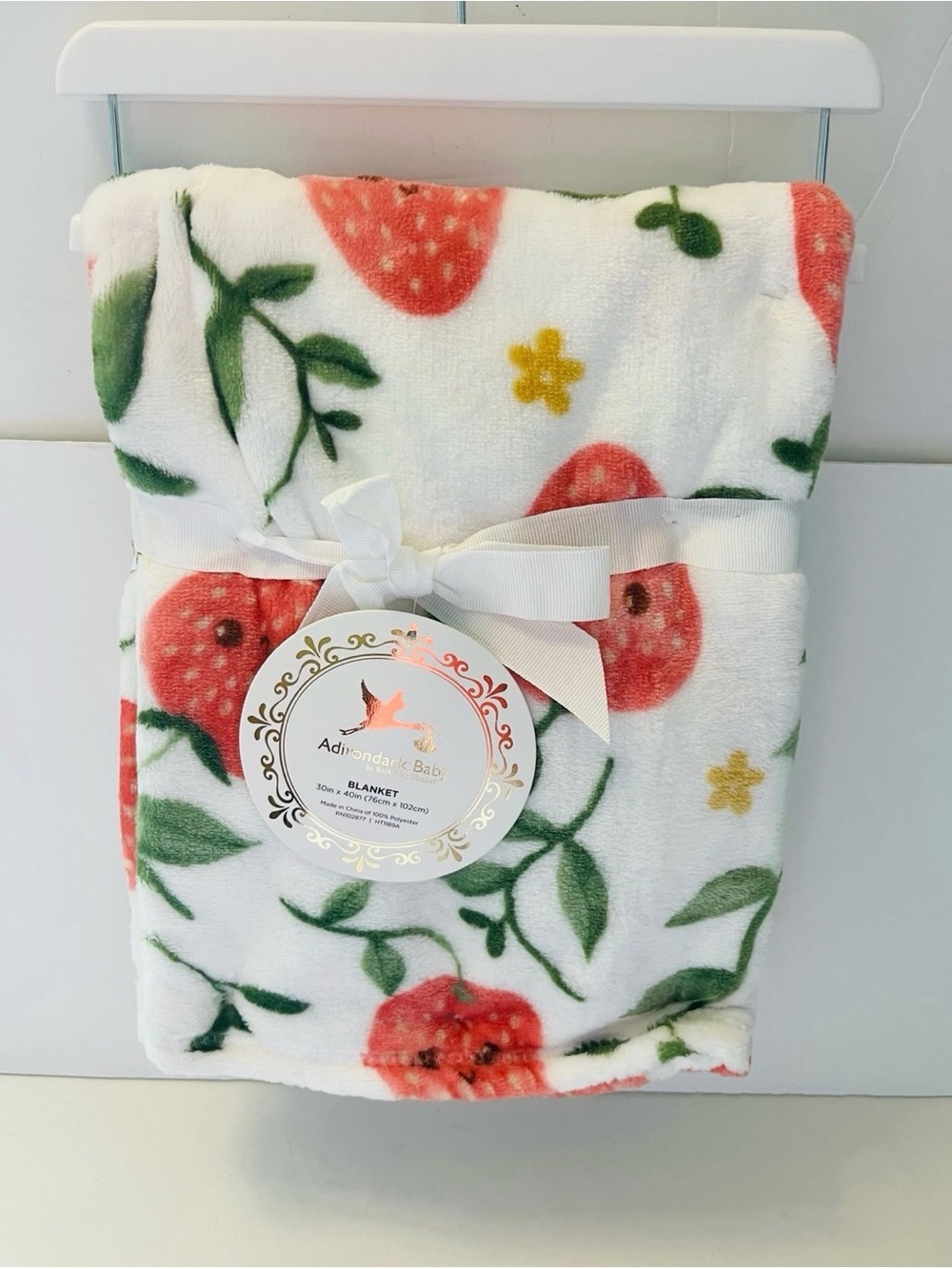Adirondack Baby by Berkshire Baby Blanket Happy Smiling Strawberries Red White